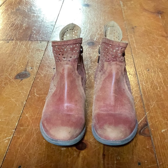 Circle G Western Boots Women’s Zipper Round Toe Cut Out Ankle 10 Red rustic - Picture 3 of 4